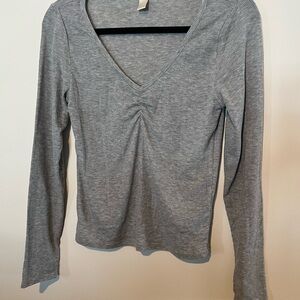 Gray V-Neck Long Sleeve Top